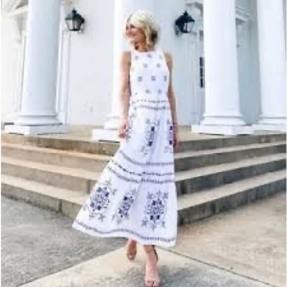 NWT Loft wavy embroidered medallion white navy maxi dress Sz S - Picture 3 of 10
